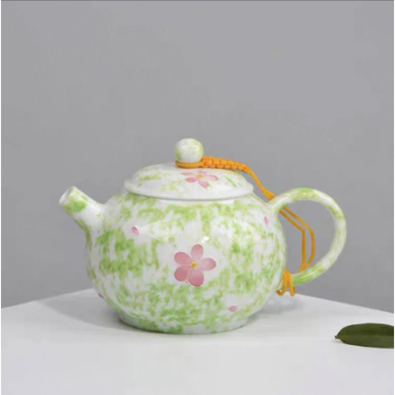 K11-手绘绣球花壶