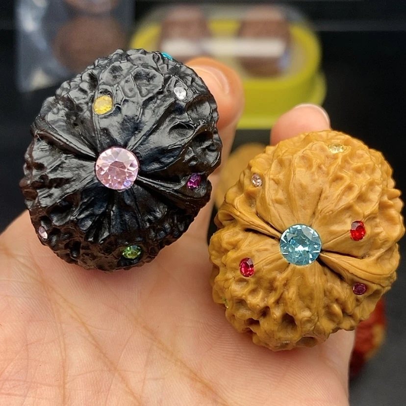 【闪购商品】把件文玩核桃39尺铁绣球