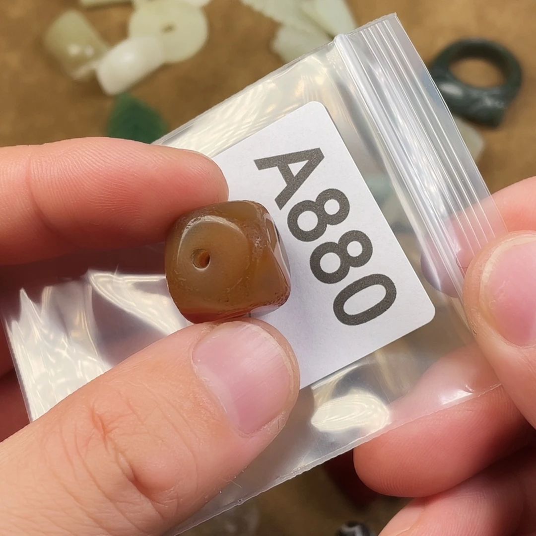 玛瑙/玉髓合金颈饰