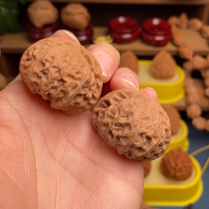 文玩核桃把件宫灯40