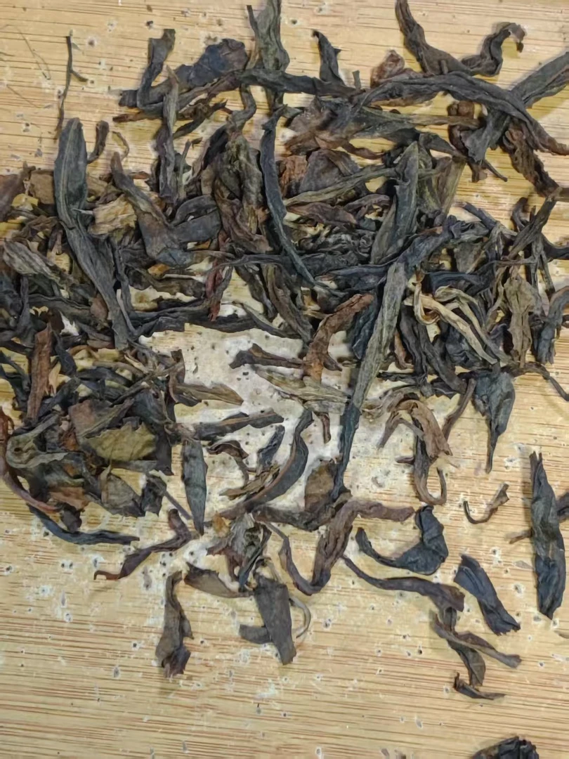 冰岛老寨 散装 半斤 生茶