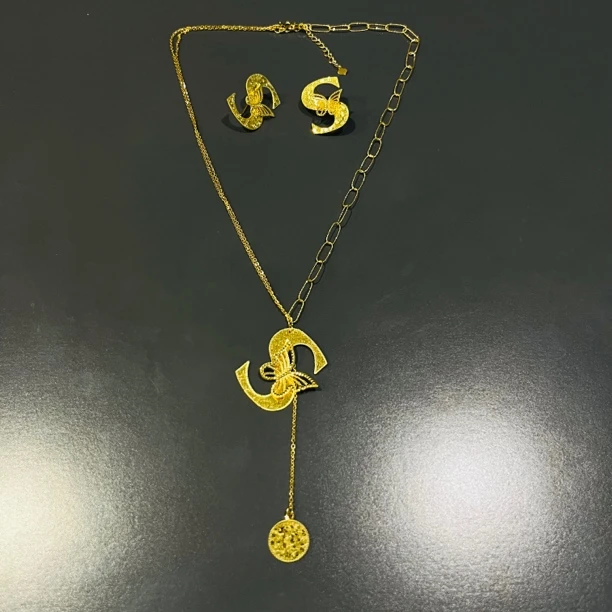 A播 15.45g足金999套装e