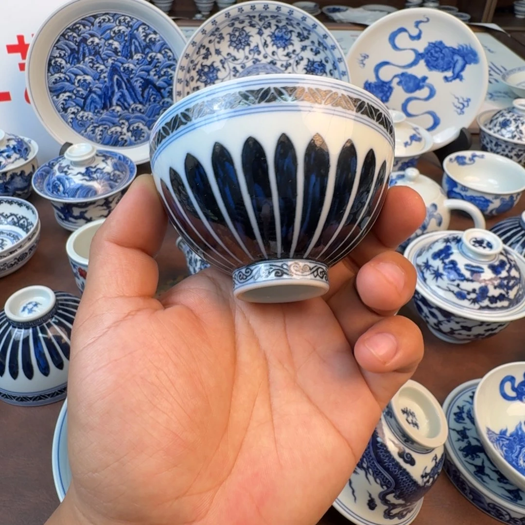 摆件柴窑菊瓣鸡心手绘