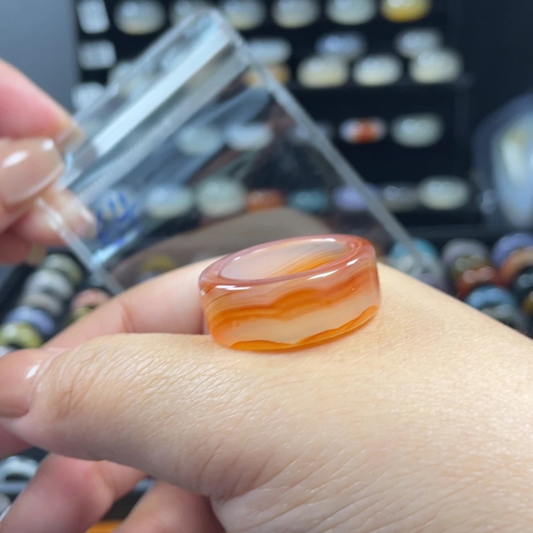 玛瑙/玉髓未镶嵌戒指64号港码21.5直径19.4（非质量问题.不退不换）