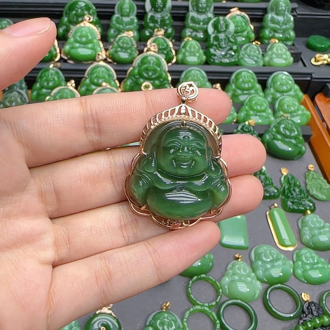 和田玉（碧玉）18K金镶嵌颈饰