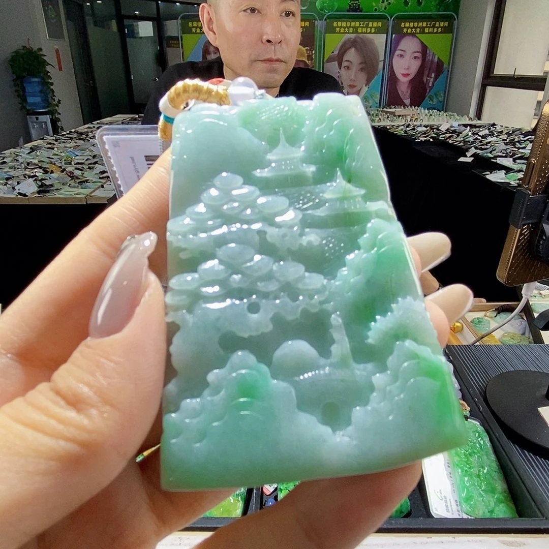 颈饰未镶嵌翡翠翡翠