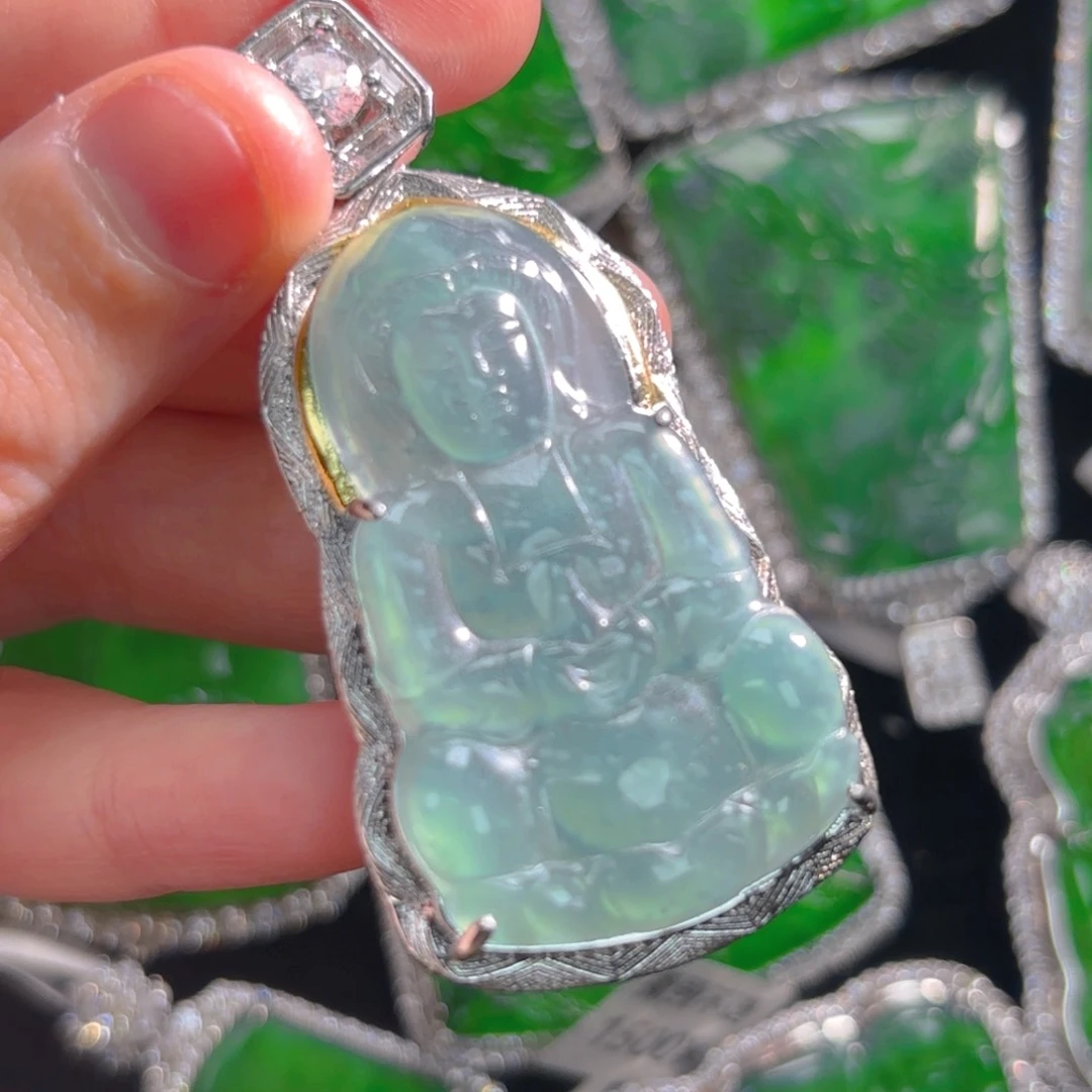 翡翠颈饰未镶嵌观音