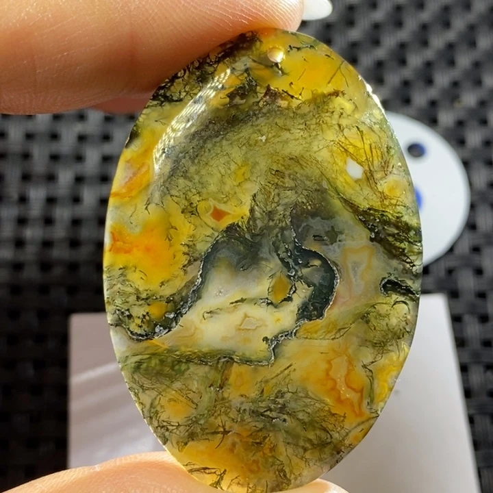 未镶嵌颈饰玛瑙/玉髓昌*