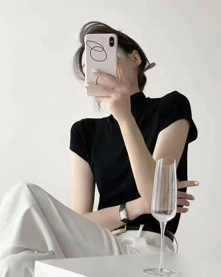 新款早秋时尚小立领设计收腰弧形显瘦高弹柔软细腻打底衫