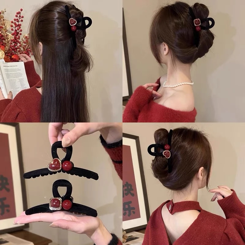 新年红色丝绒爱心抓夹头发夹高级感夹子头饰2025新款鲨鱼夹A114