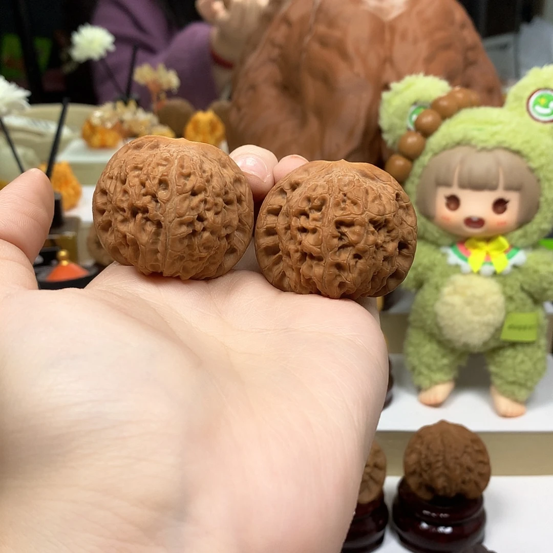 桃核吊坠42尺血麒麟