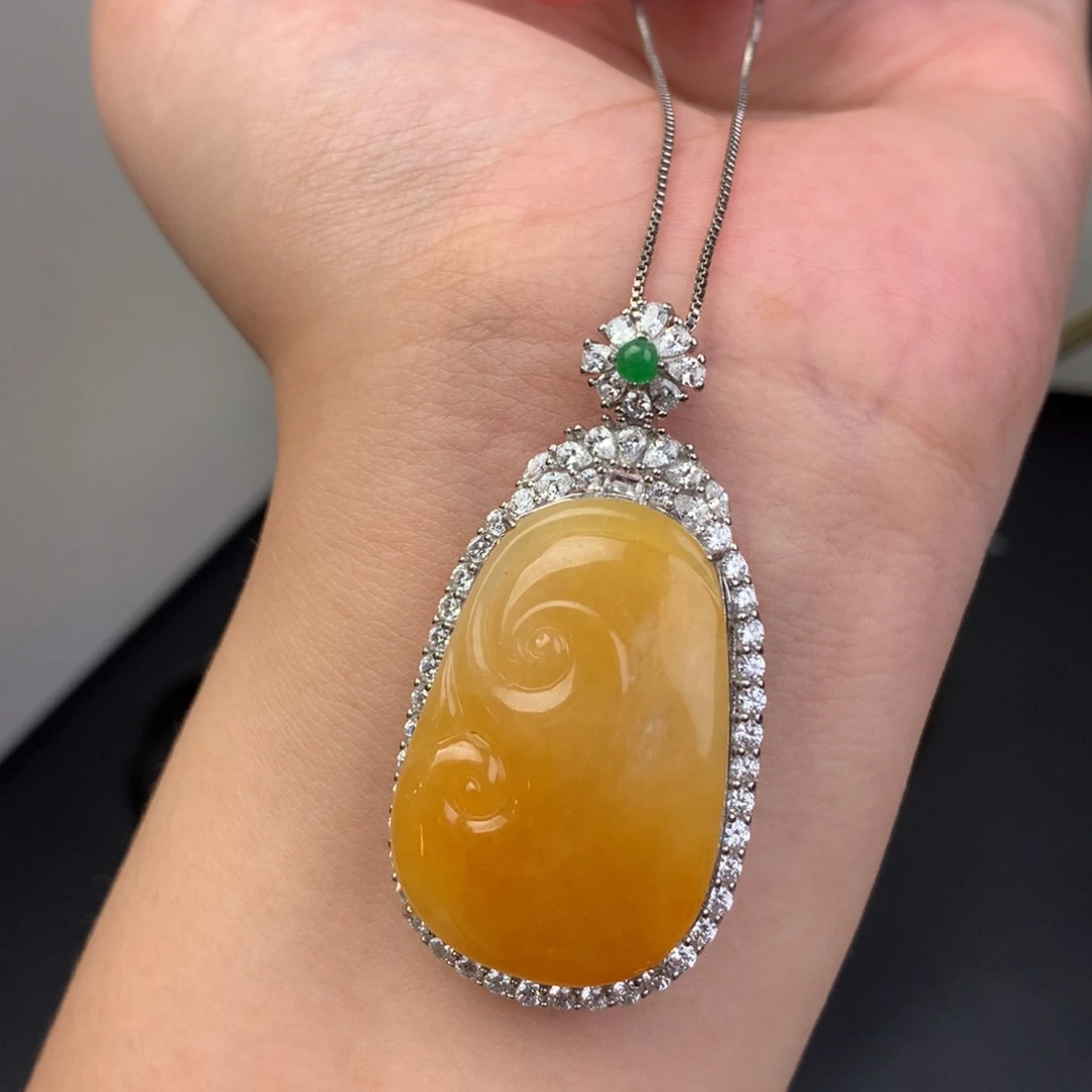 吊坠(赠链)银S925镶嵌翡翠