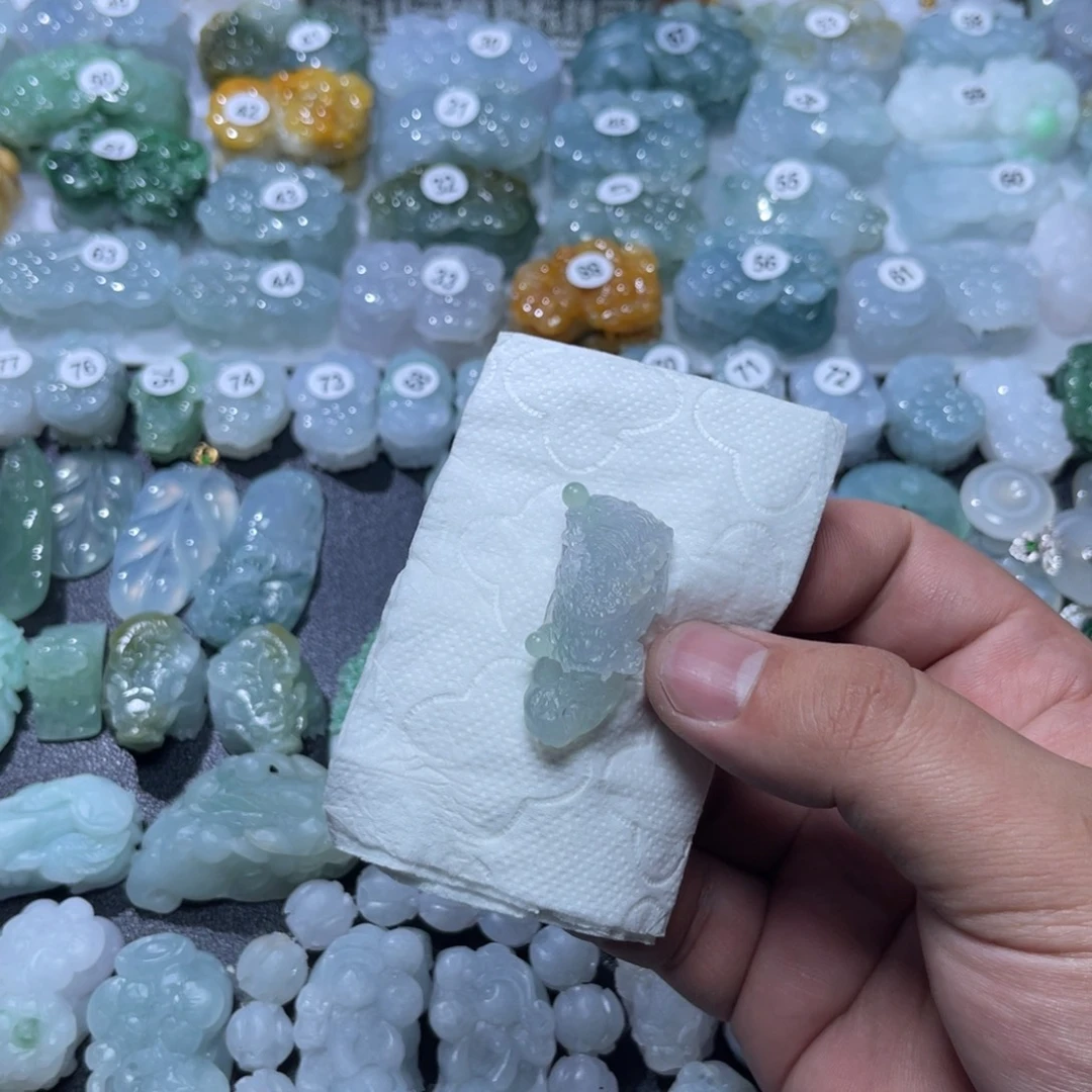 定制翡翠未镶嵌天然