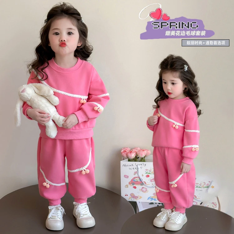 女宝宝新款春秋季套装儿童韩版洋气长袖套装小女孩时髦春装两件套