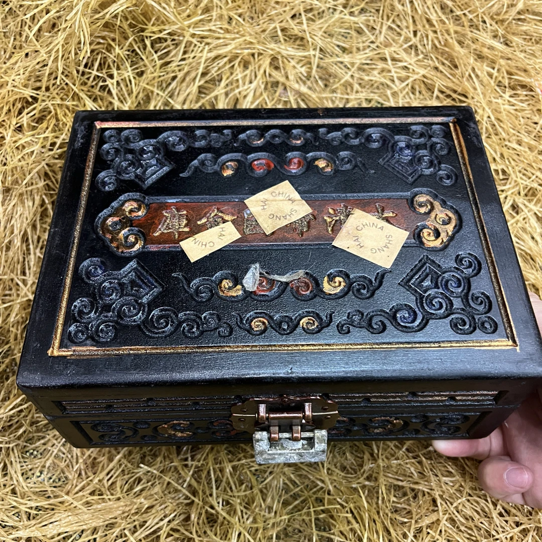 【闪购商品】福利《闷》黑红全车长盒摆件复古风