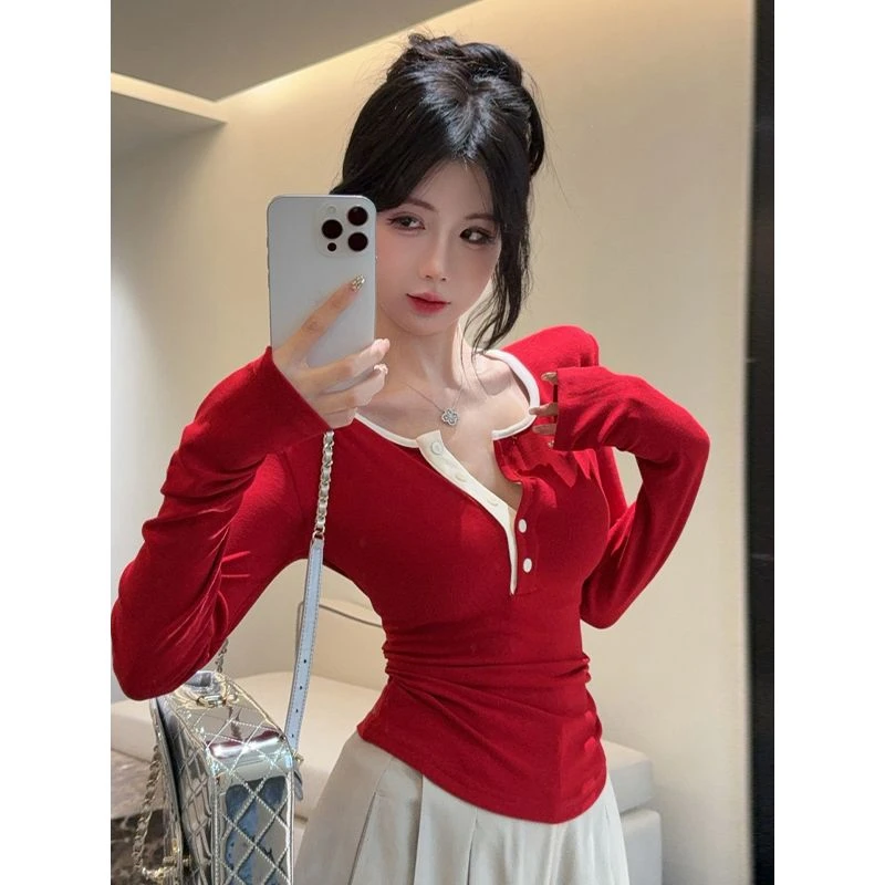 圣诞红开口领正肩长袖T恤女秋冬打底新款修身不规则百搭短款小衫