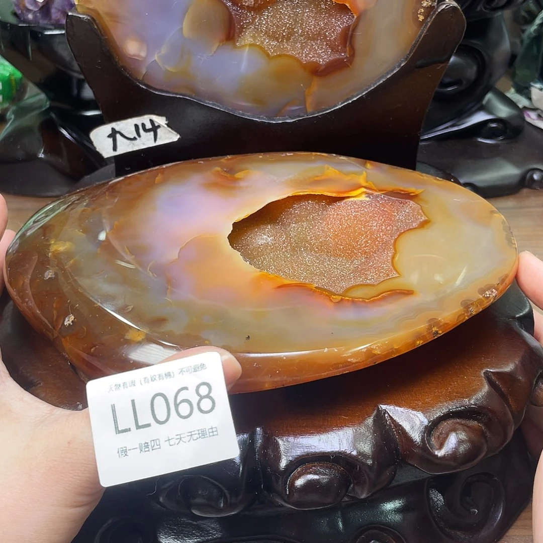 未镶嵌水晶大型摆件（非配饰）