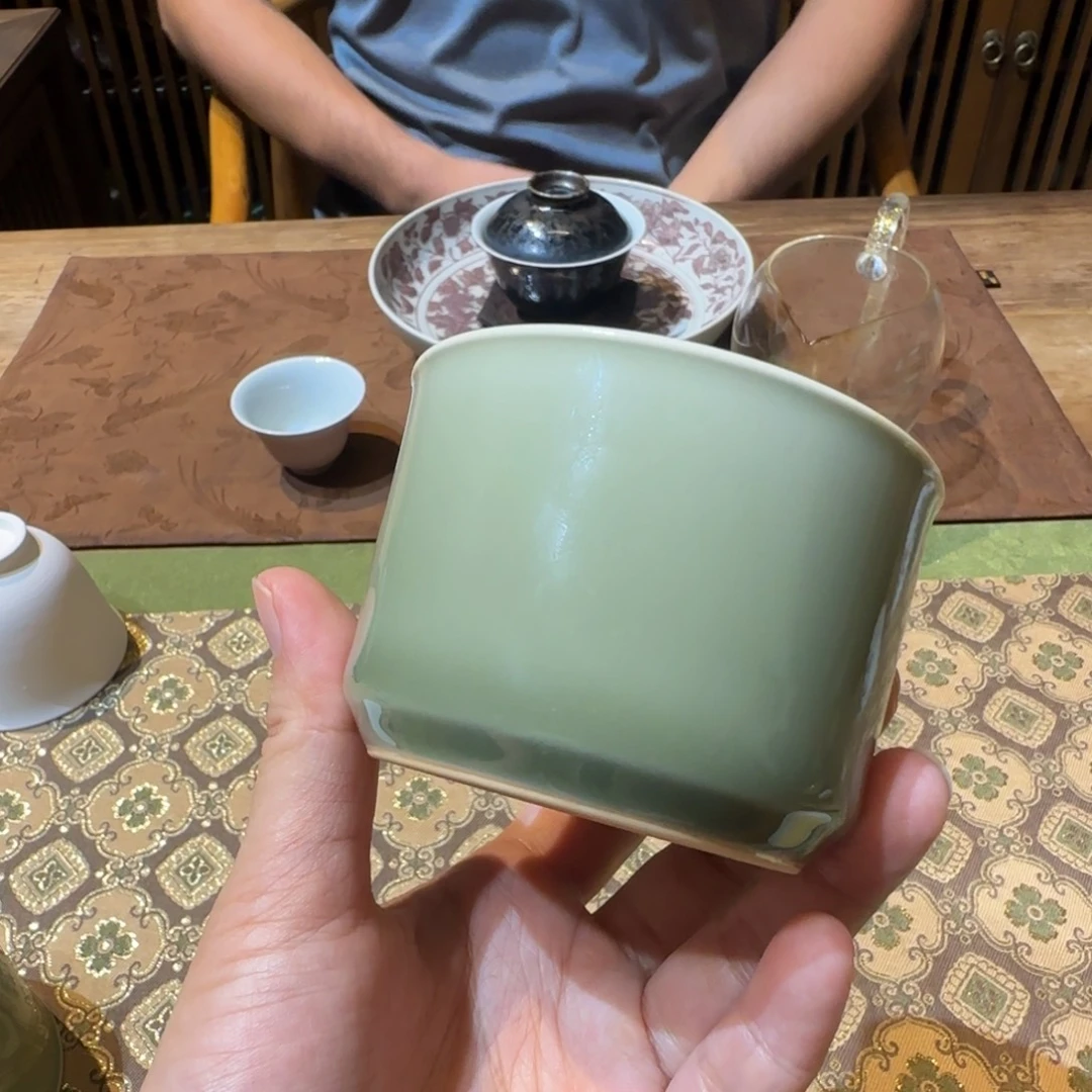 圣***矢土燃柴窑单色釉大杯