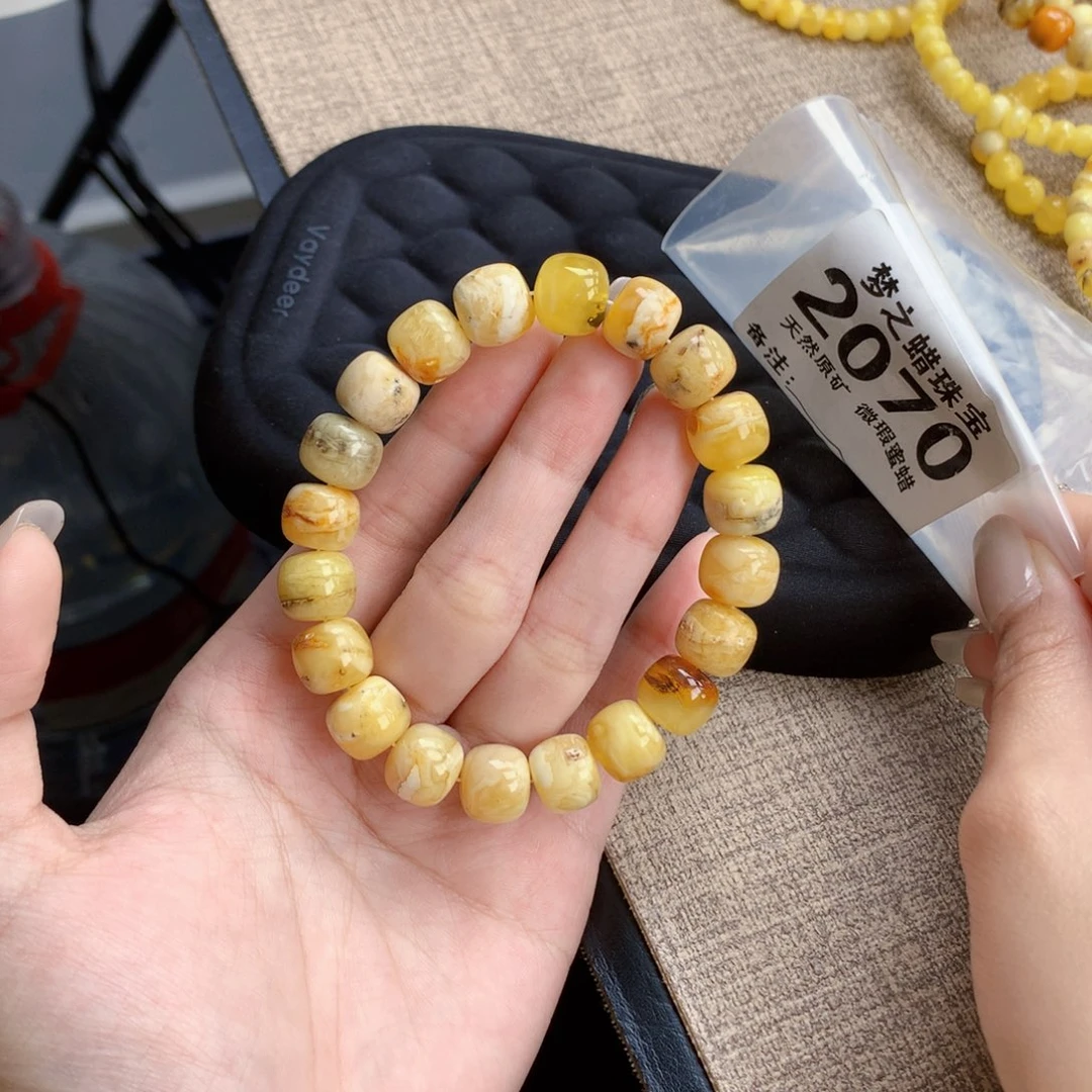 蜜蜡未镶嵌珠宝奇石11.8