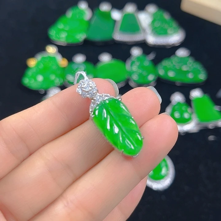翡翠银S925镶嵌吊坠(不含链)