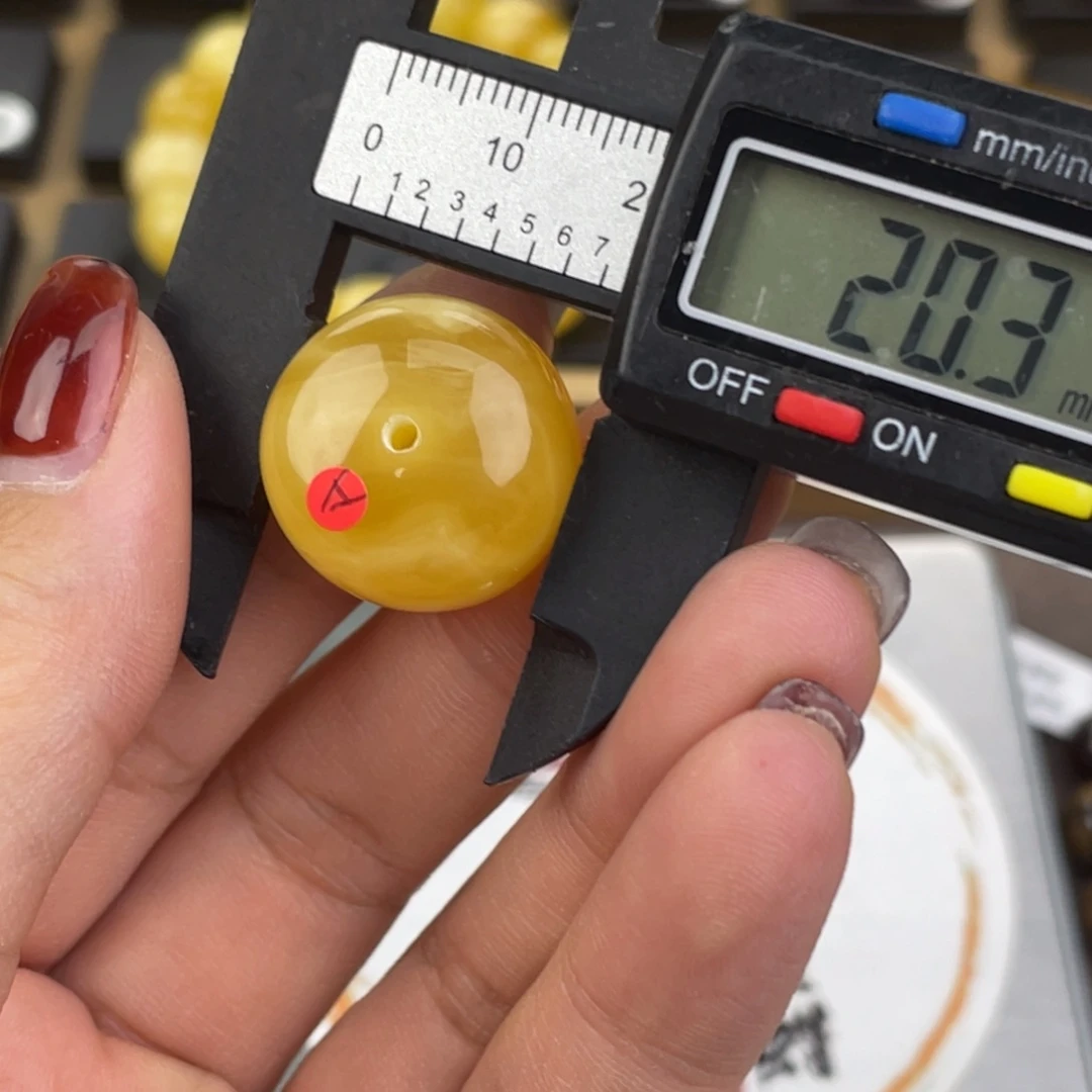 裸石琥珀未镶嵌蜜蜡440