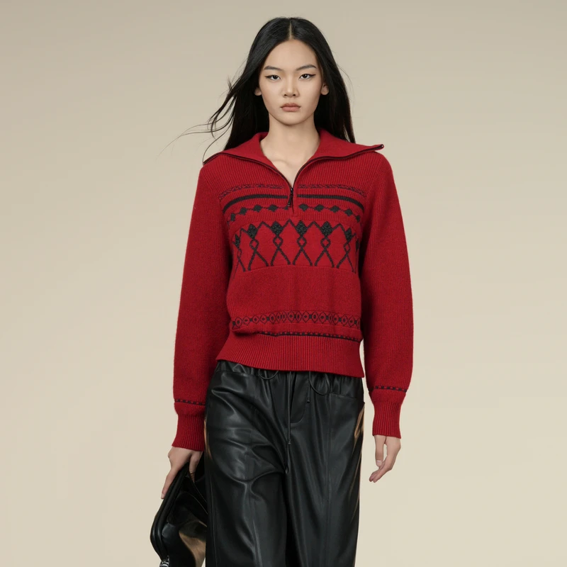 XG雪歌印花红色毛针织衫2025冬季新款绵羊毛毛衫女XK411010B713