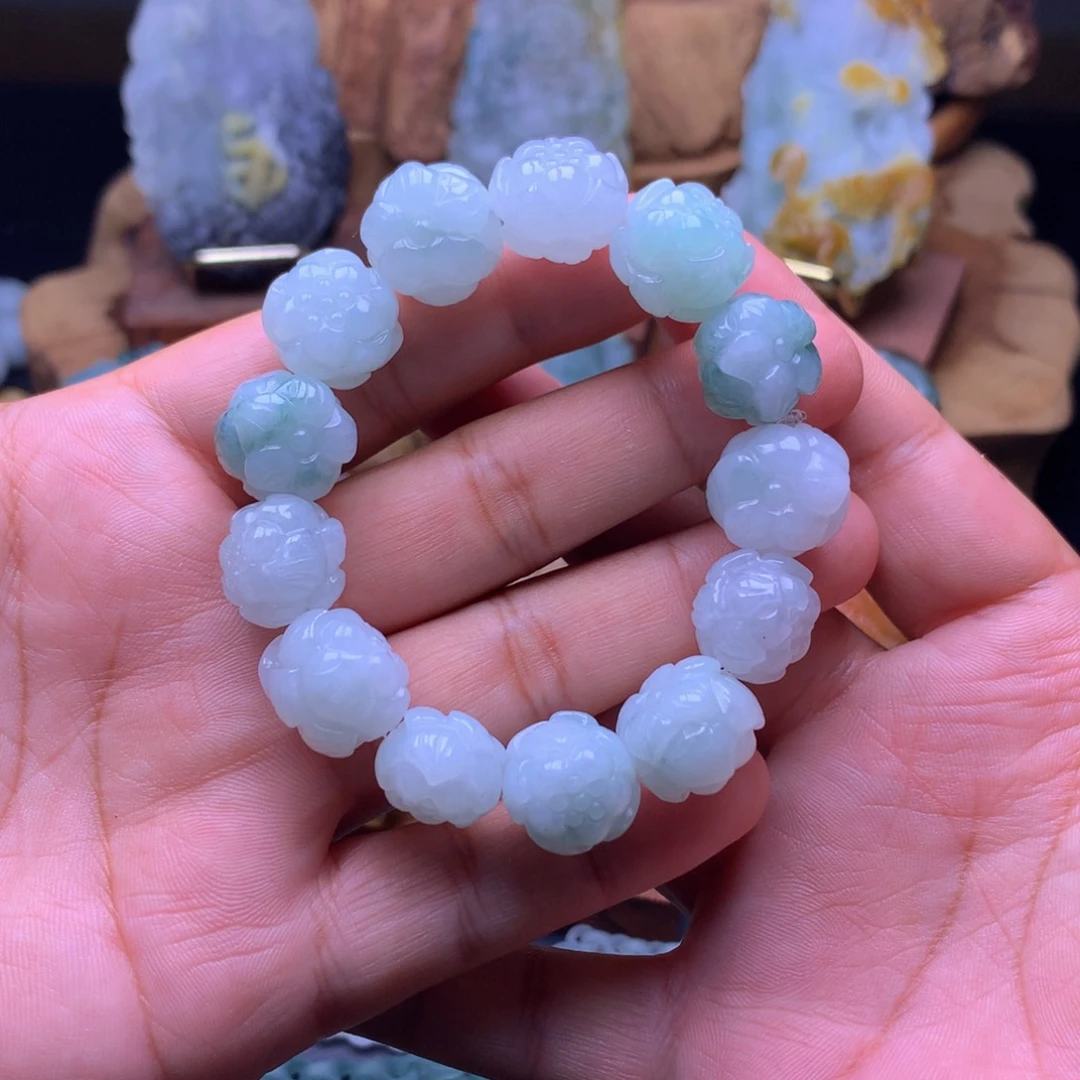 定制翡翠未镶嵌手串