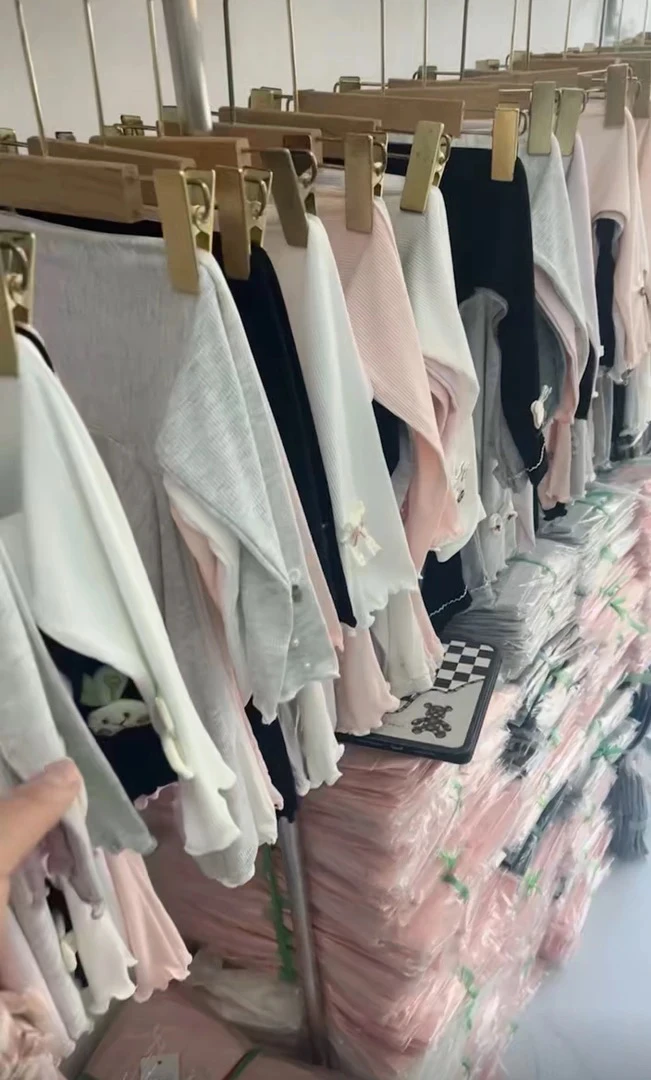 多款断码打底裤女童裤子