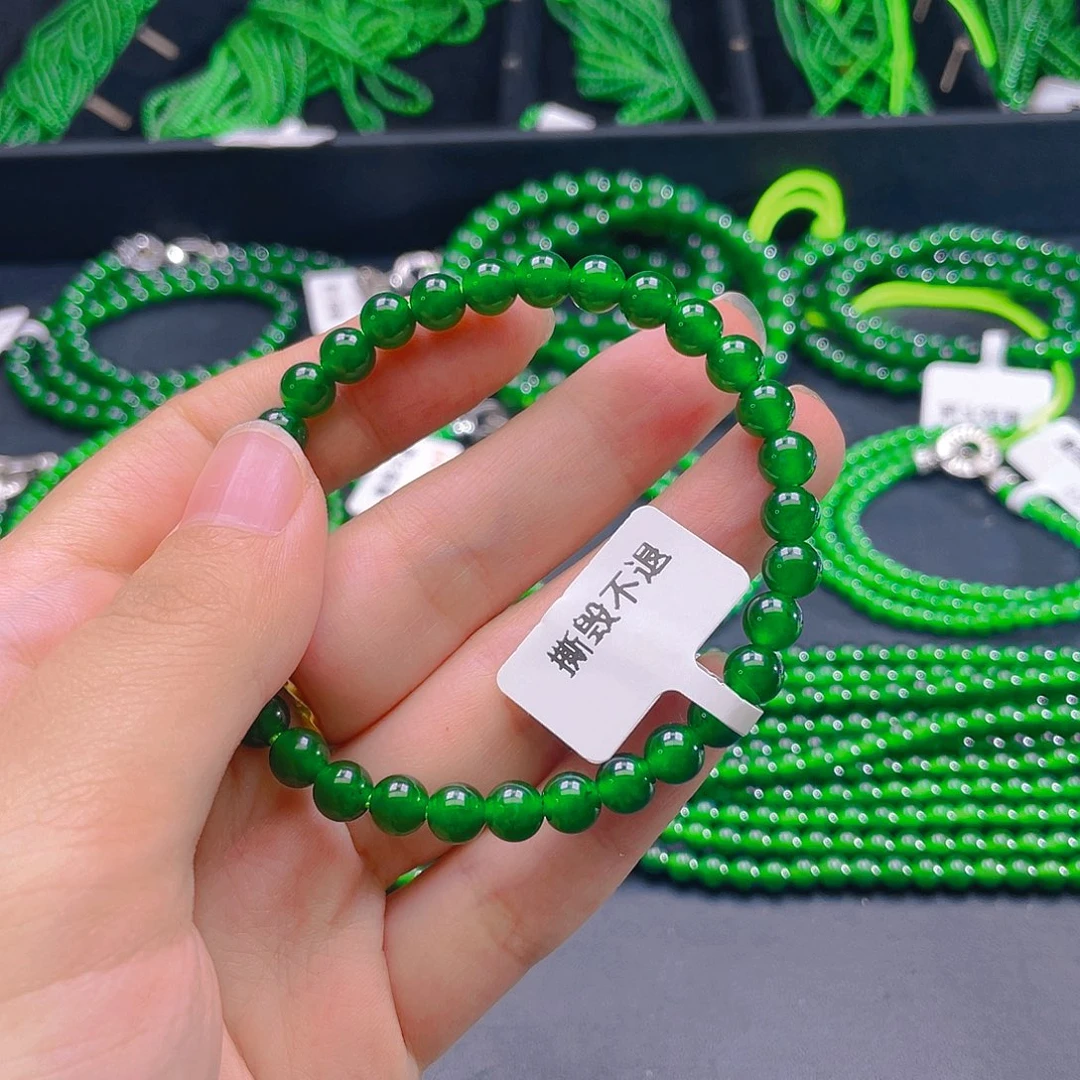 翡翠未镶嵌颈饰88888