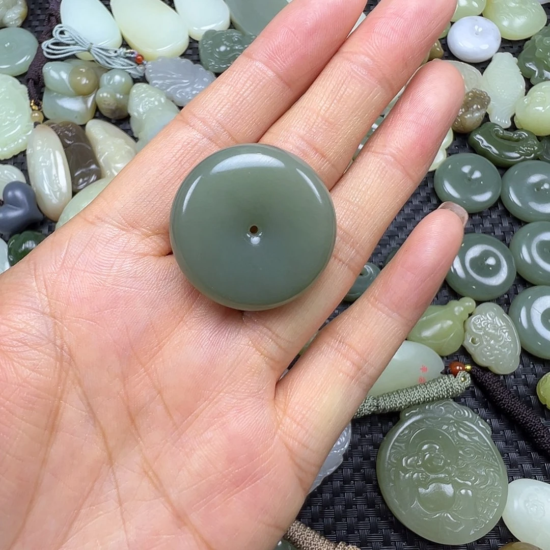 随***安和田玉未镶嵌吊坠(不含链)福利炸，卡30