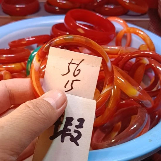 玛瑙/玉髓未镶嵌手镯