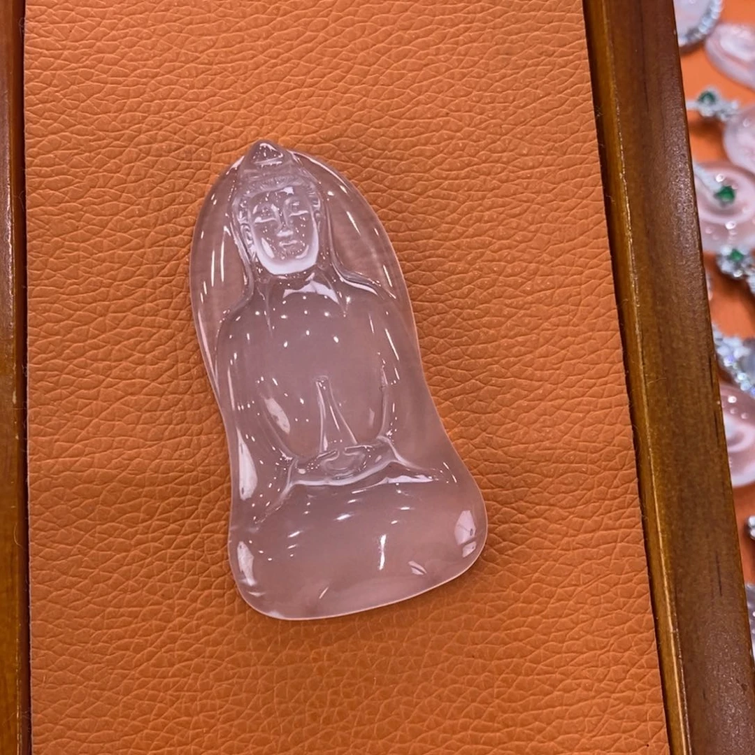 石英质玉吊坠(不含链)未镶嵌雅**皇