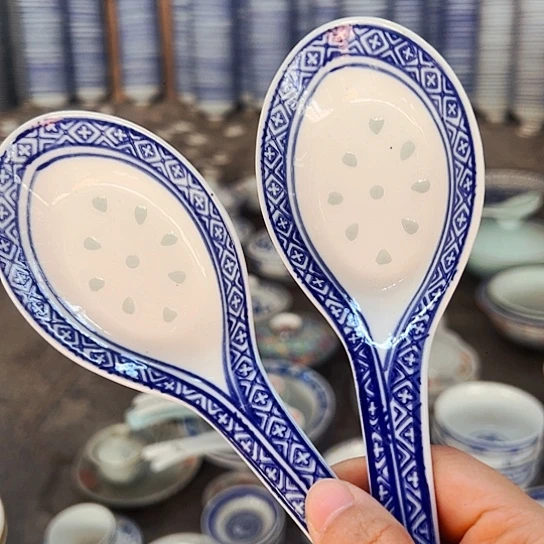 摆件陶景德镇高温玲珑陶瓷