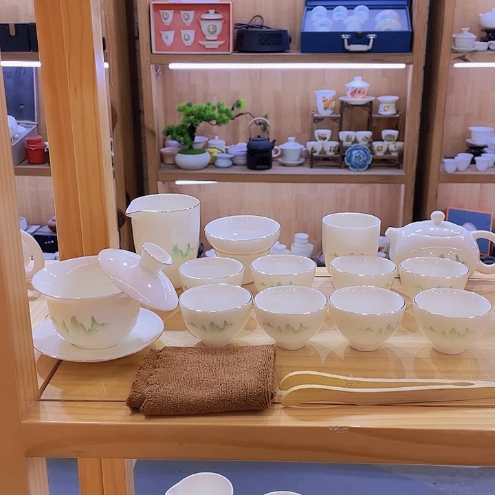 绿水青山羊脂玉套装