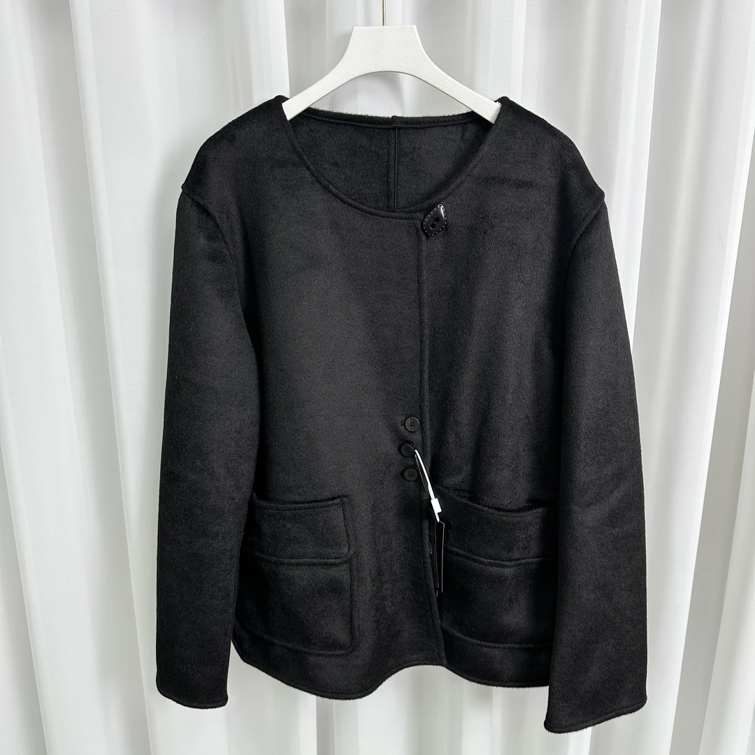 【胖依衣】秋冬气质短款毛呢外套-868