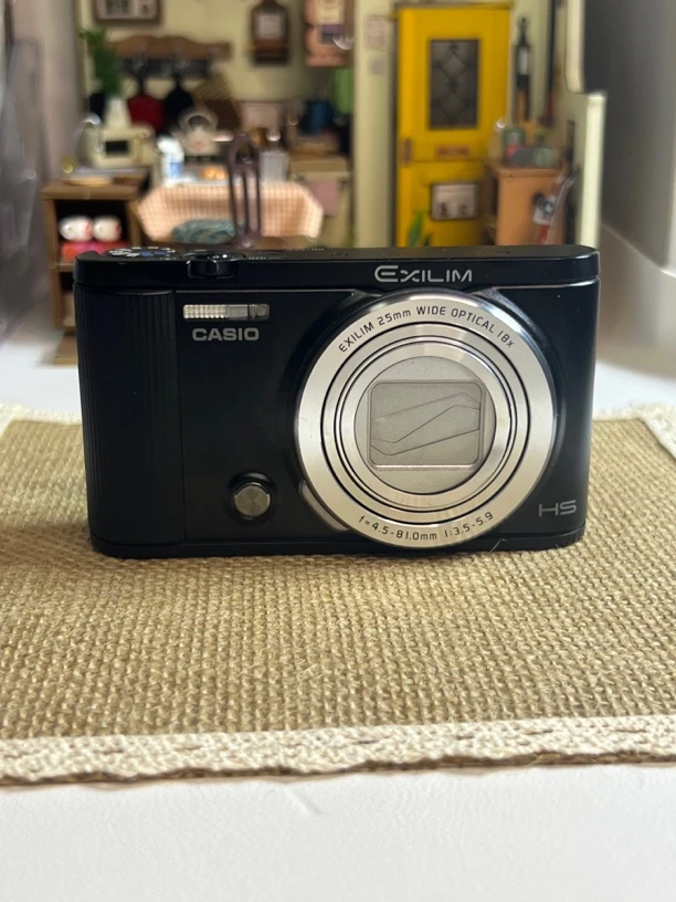 95新 Casio/卡西欧 sc200/zr2000,1600万像素,18倍变焦,带Wi-Fi