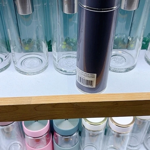 万象品牌玻璃習****賴H94S，260毫升保温杯
