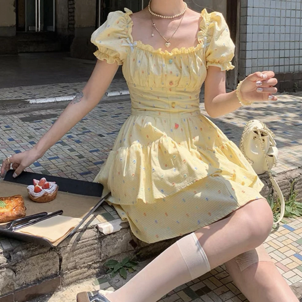 【茄子专属】泡泡袖a字连衣裙子女夏季2025新款小个子蛋糕裙