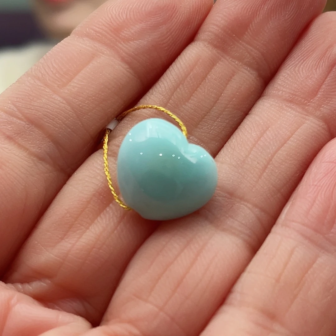 绿松石颈饰未镶嵌