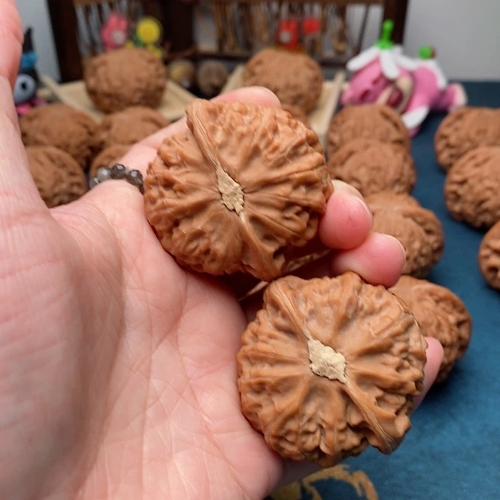 文玩核桃把件宫灯43