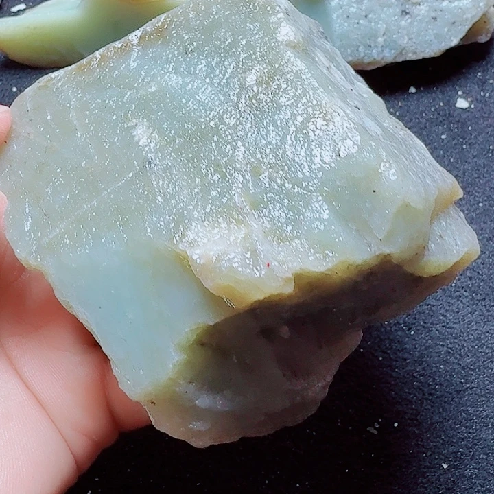 和田玉（糖玉）未镶嵌珠宝半成品