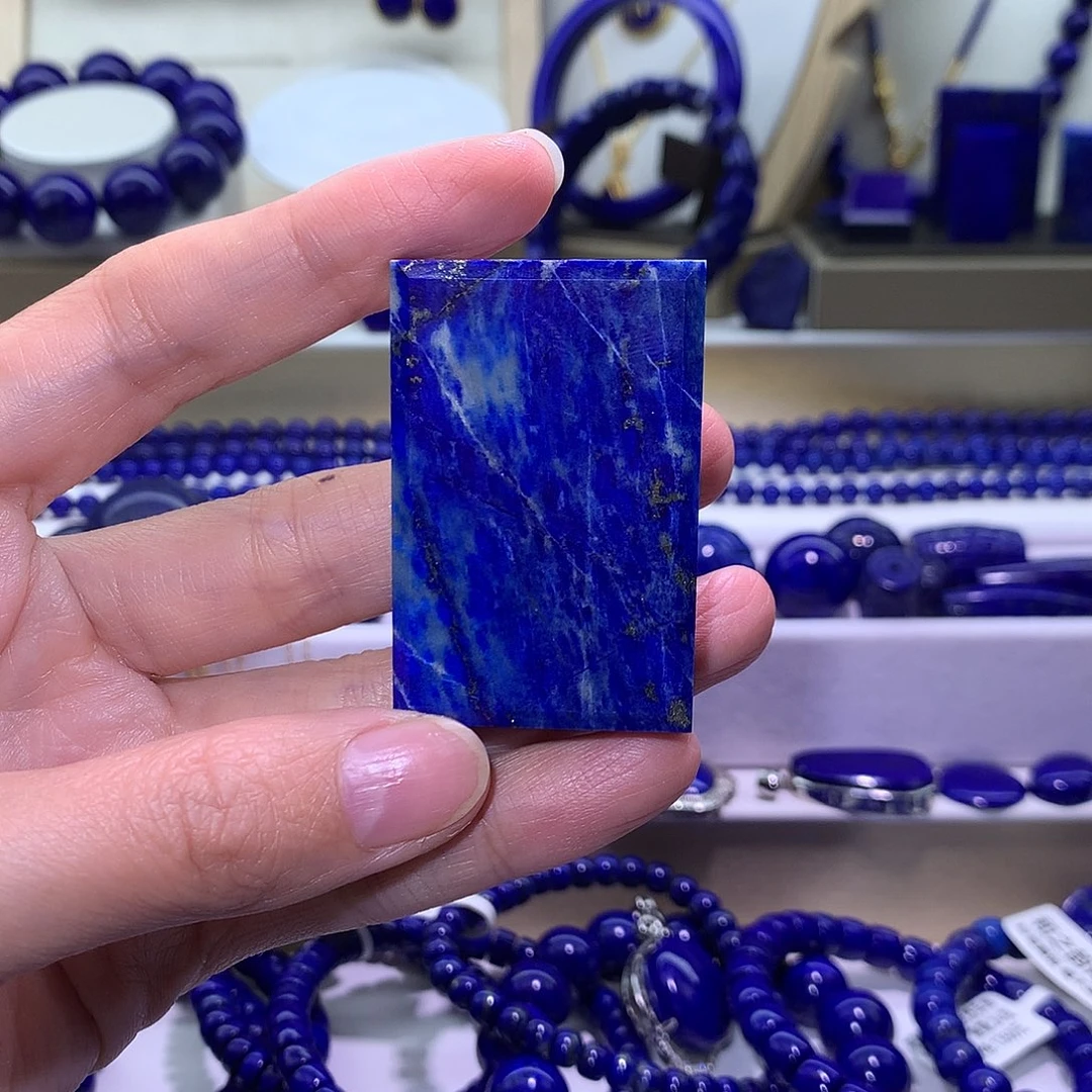 青金石未镶嵌天然原矿玉化料无事牌49.3*32.3m