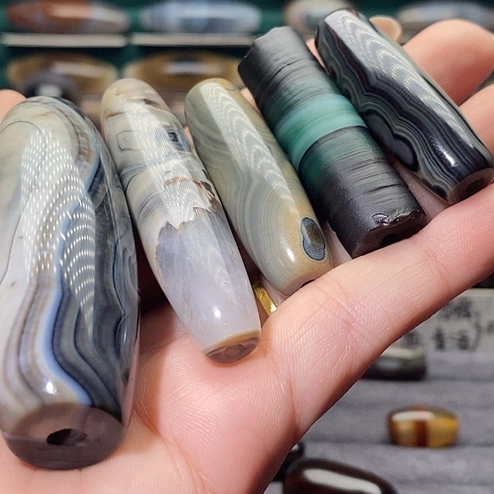 Y****玛瑙/玉髓未镶嵌吊坠(不含链)