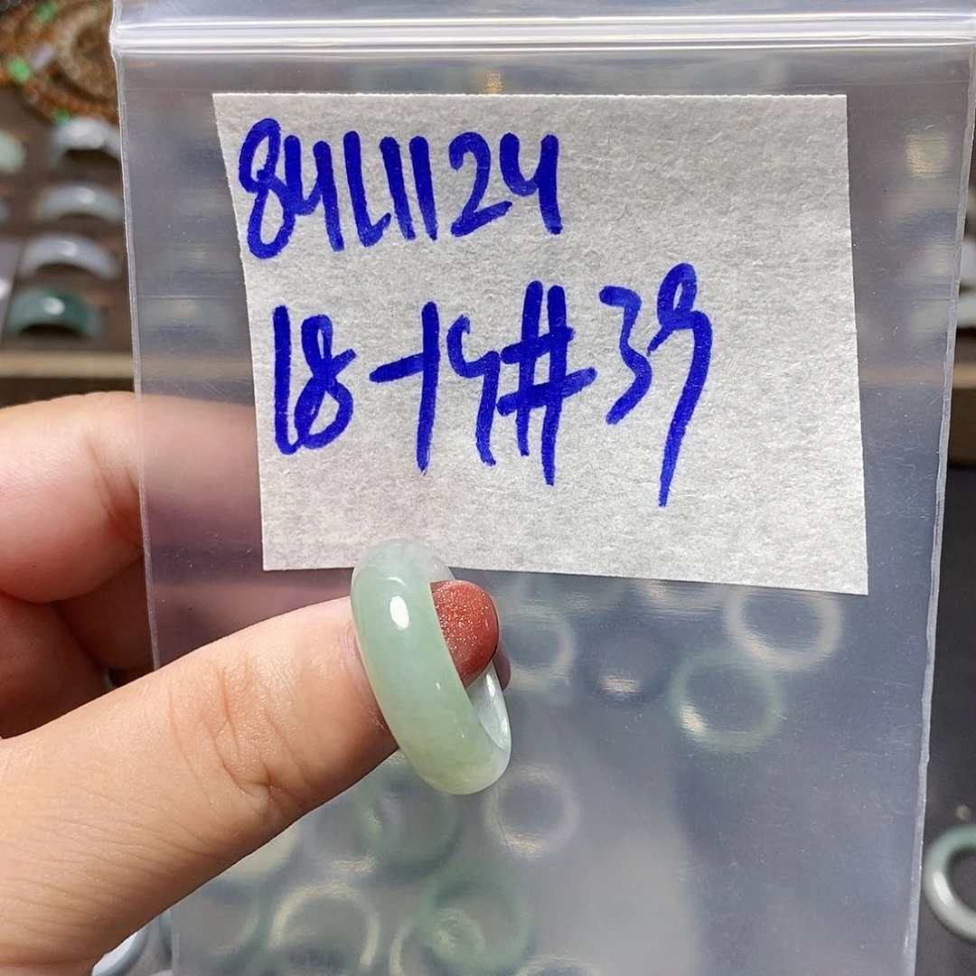 未镶嵌定制翡翠翡翠