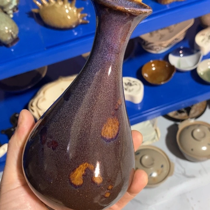 h***a瓷片窑变小瓶一个