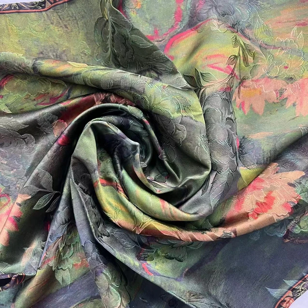 70香云纱方巾-西湖月 湖丝42姆米65cm丝巾