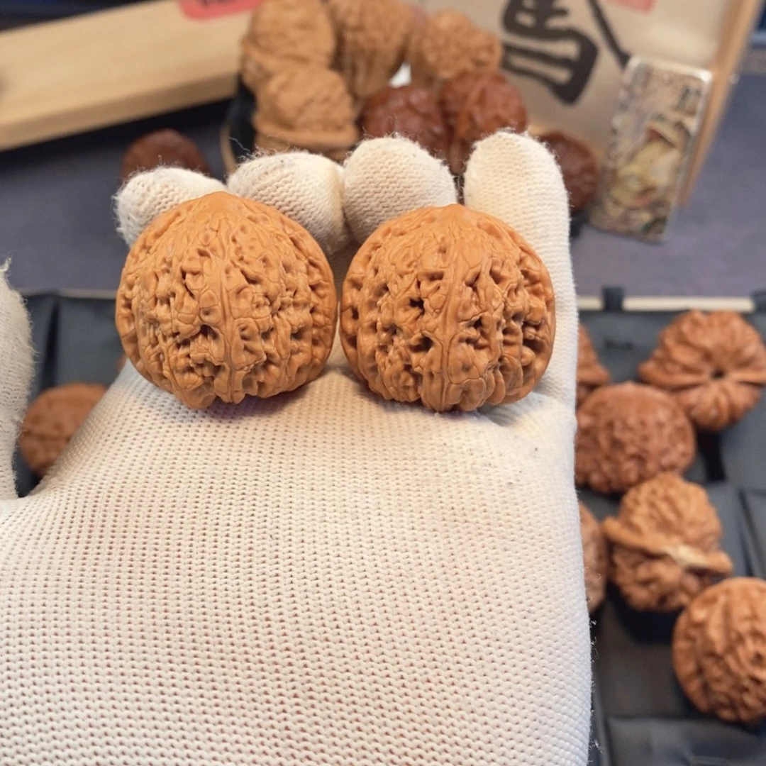 文玩核桃把件36尺承德密文