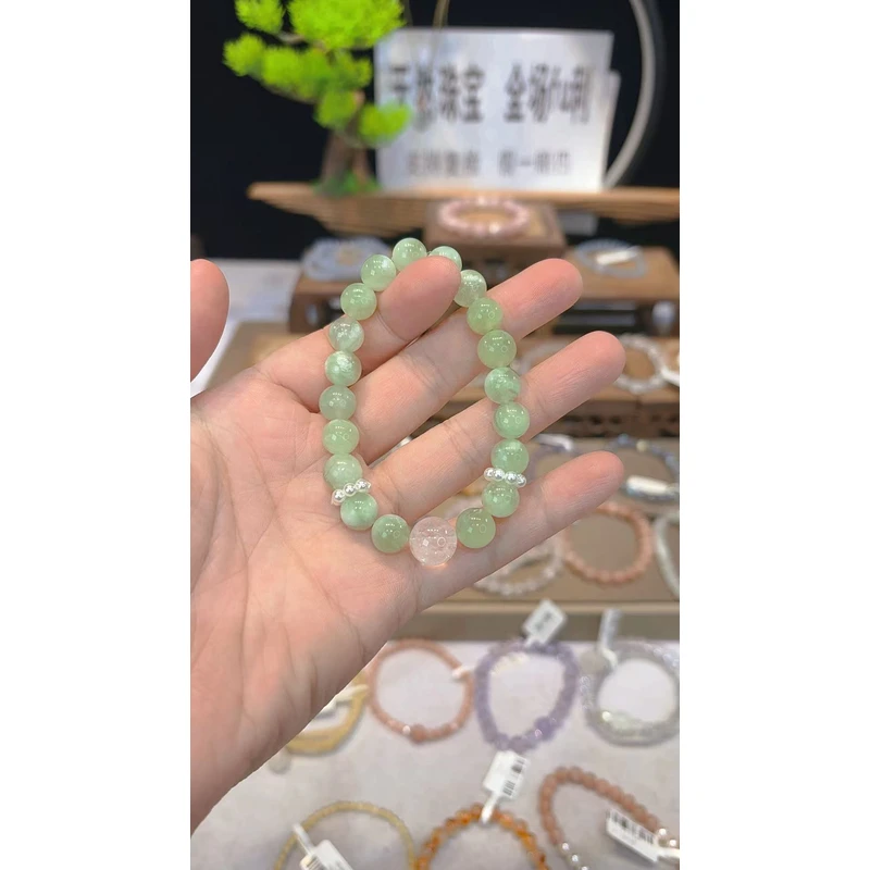 单圈岫玉搭是施华洛珠珠跑环加白幽灵款手串4903