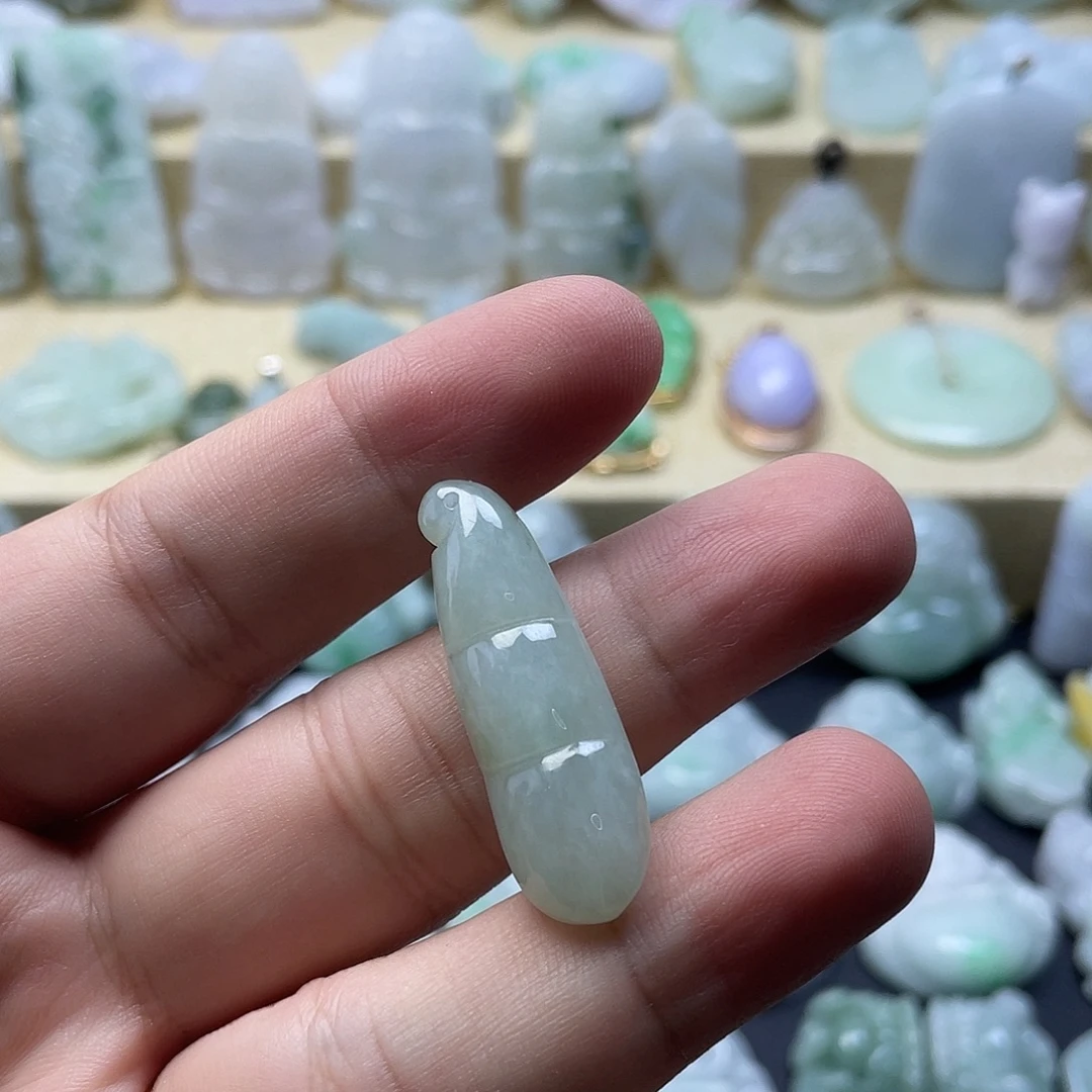 颈饰未镶嵌翡翠纯天然翡翠