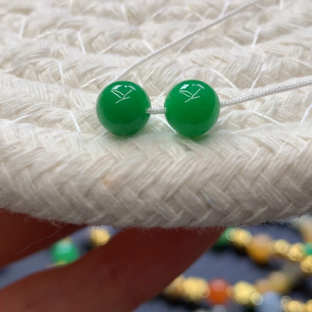 定制翡翠未镶嵌 毛货抛光定制 卡6阳绿 单颗价 发其一